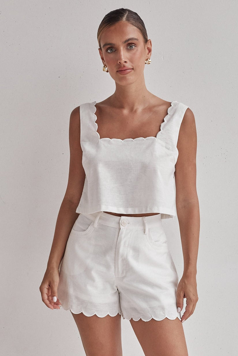 White Linen Crop Top with Scalloped Hem – Minimal & Elegant